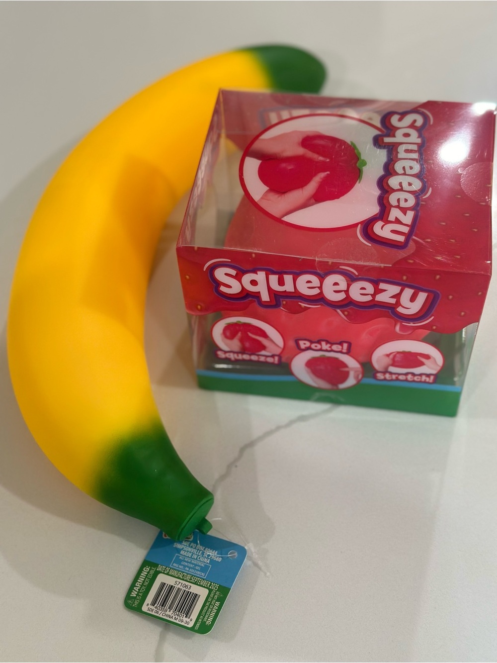 Sunny days set of 2 squeezy jumbo fruits strawberry, banana “smoothie mix” toys